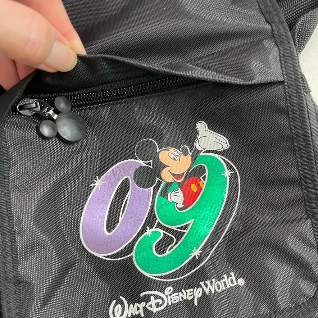 Walt Disney World Crossbody Bag Mickey Mouse Metallic Graphic Logo Black 2009 - Image 4