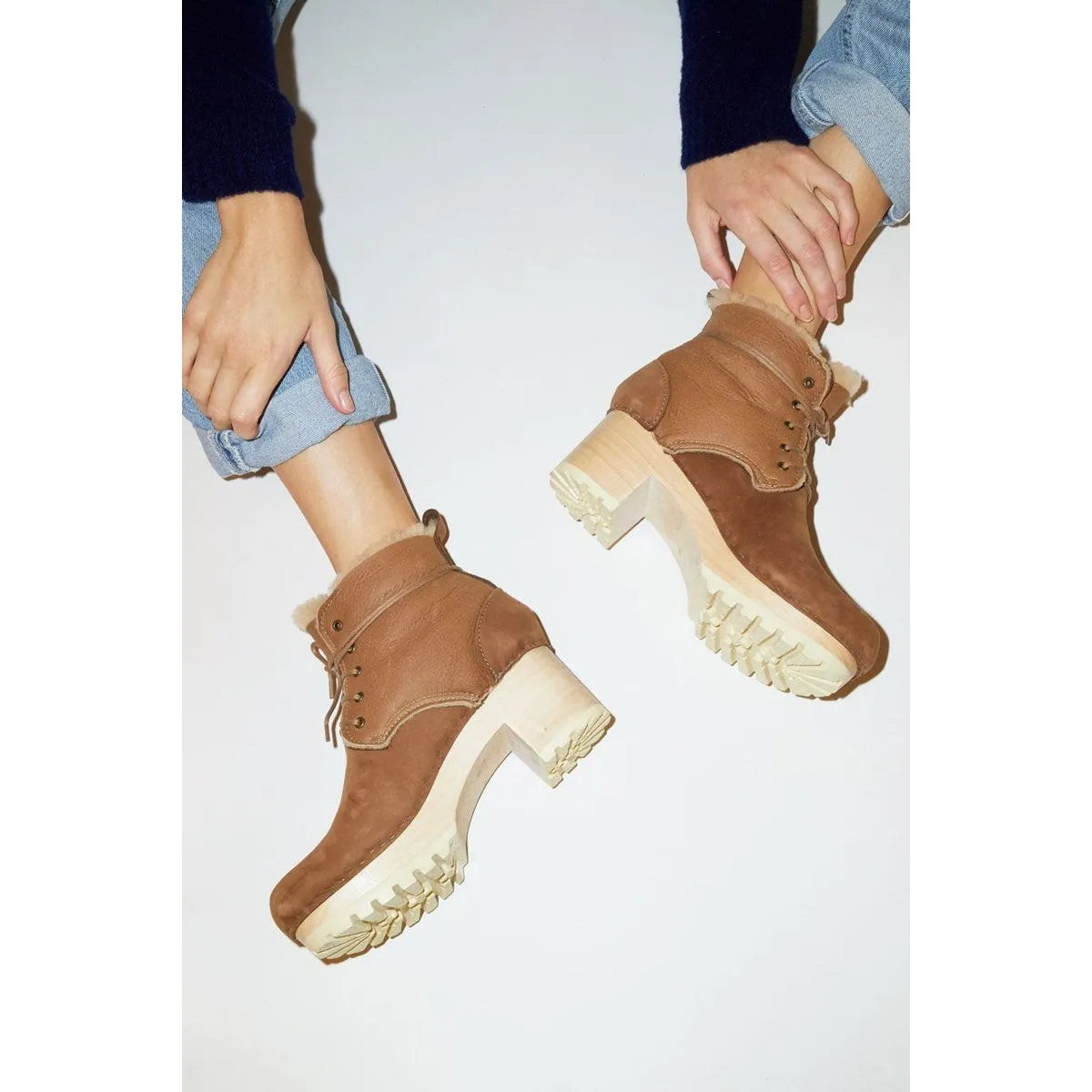 No. 6 Lander Shearling Lace Up Clog Boots in Dark Brown Size 9 - Image 5