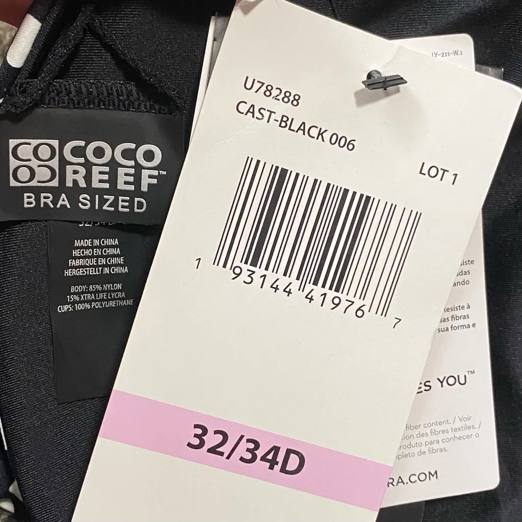 Coco Reef Verso Bra Sized Halter Reversible Bikini Top - Cape Dot 32/34D NWT - Image 6