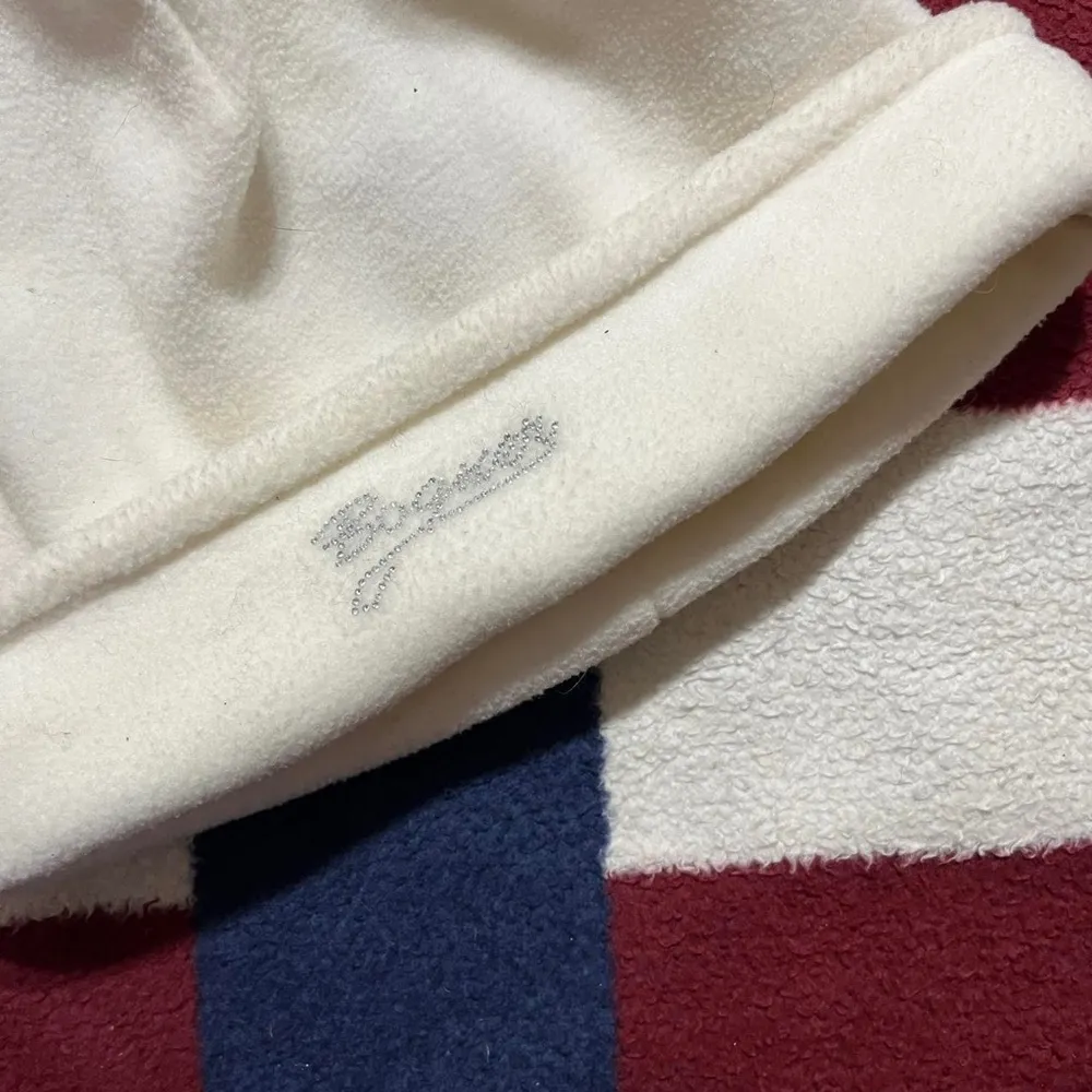 Bogner fleece winter hat off white beanie
Bedazzled with Swarovski crystals M - Image 2