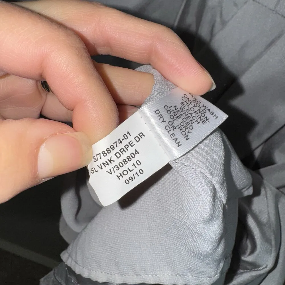 Banana Republic 100% Silk V-Neck Drape Dress Woman’s Size 4 Gray Sleeveless - Image 9