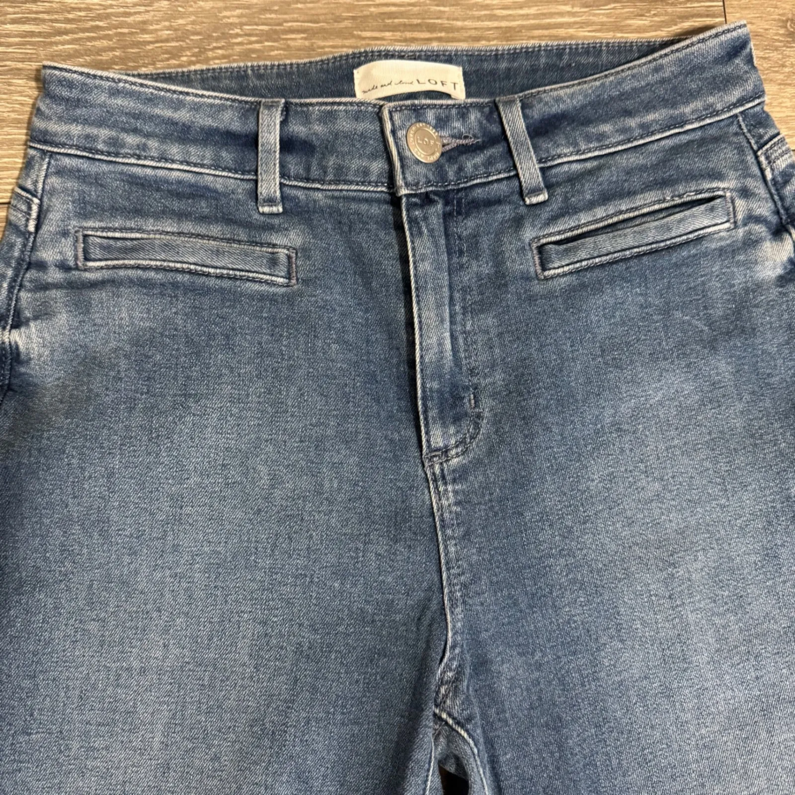 LOFT Women High Waist Wide Leg Crop Jeans Blue Wash Size 26/2 Petite Loose Fit - Image 2