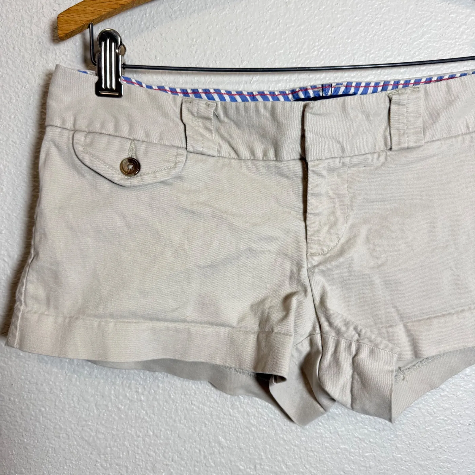 Y2K Vintage American Eagle Outfitters Shorts Khaki Beige Size 4 Cotton Blend - Image 3