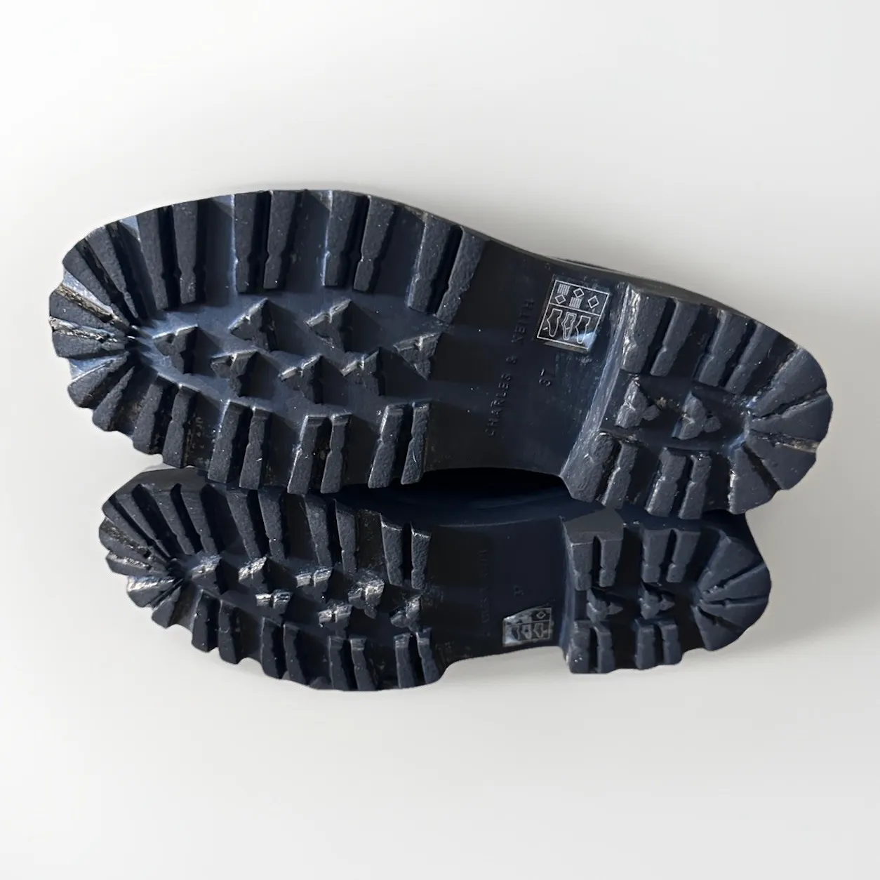 Charles & Keith Remy Ridged-Sole Chelsea Boots Size 37/6.5 $133 Black Sock Shoe - Image 11