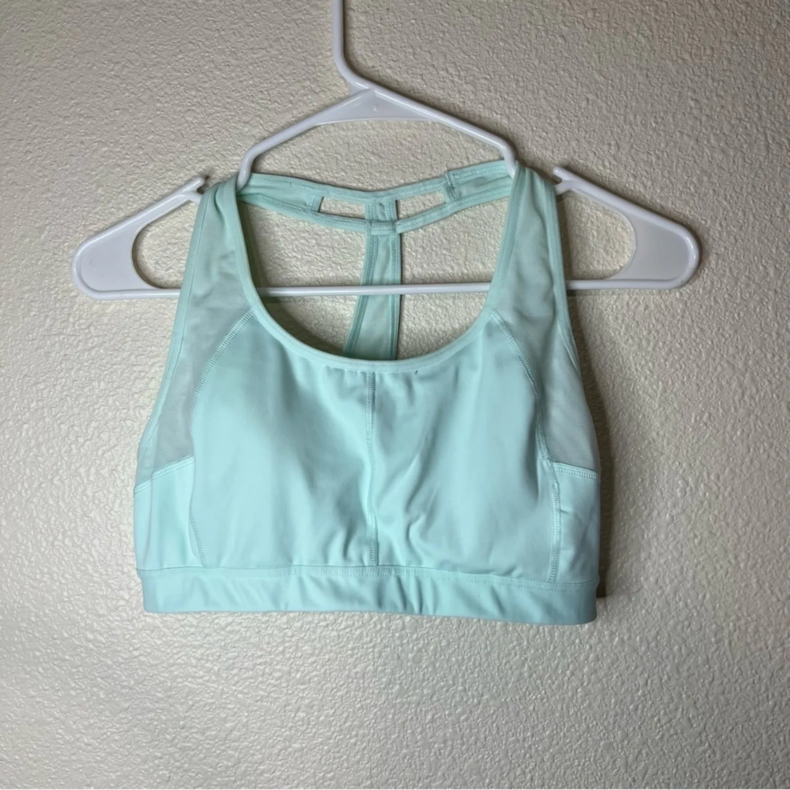 Athleta push the limit mint blue racerback sportsbra SMALL - Image 8