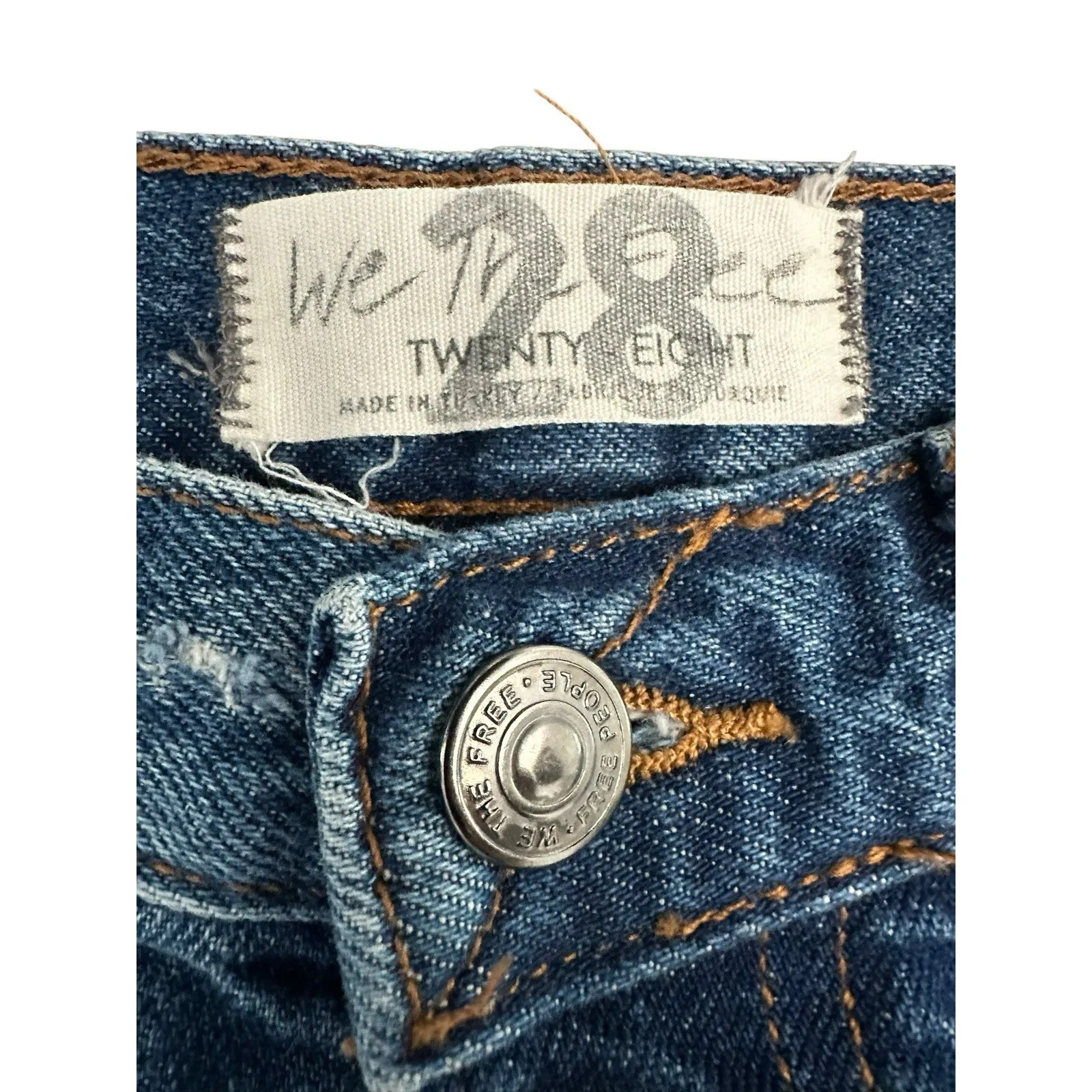 Free People We the Free Size 28 Jean Shorts Denim‎ Ripped Button Fly #AA5-5 - Image 2
