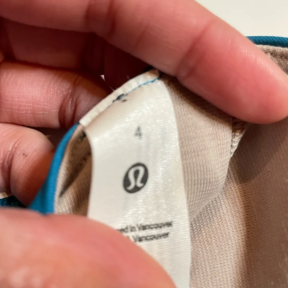 Lululemon Energy Bra High Neck Longline Zip Blue Medium Support Size 4 - Image 8