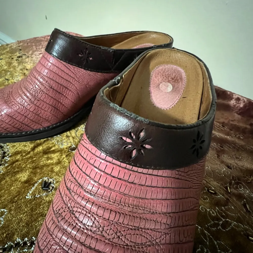 ARIAT Women's Snakeskin Prints Leather Ankle Mule Boot Size 6.5B Pink - Image 14