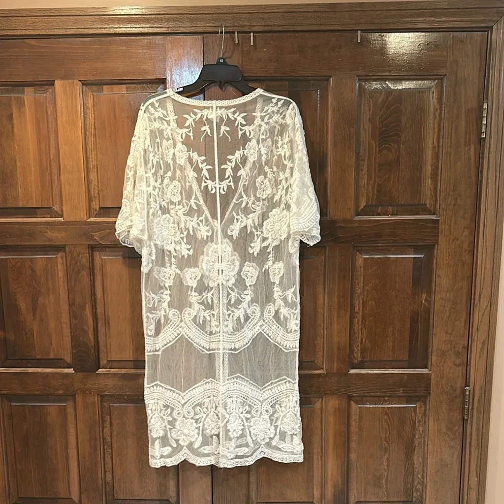 Shiraleah Lace KIMONO Cover Up Wrap Cream Ivory Ties At Front One Size Size undefined - Image 2