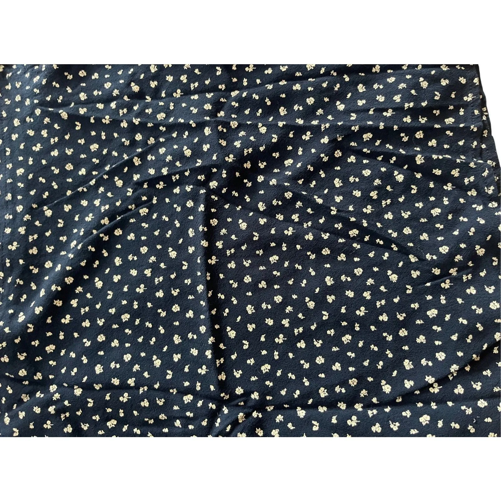Brandy Melville Genevieve Wrap Skirt Navy Floral Made In Italy One Size - Image 4