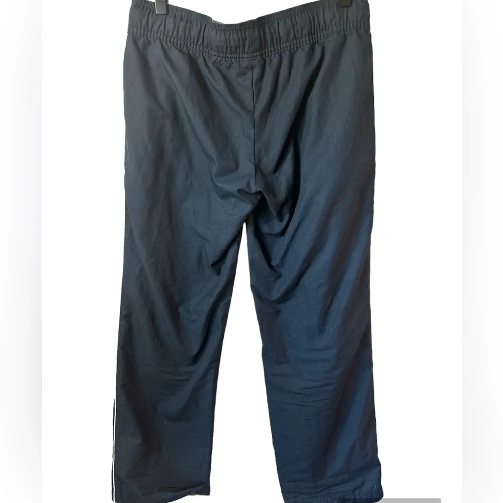 VTG  straight leg wind pant in women’s small (4-6) pants are EUC w/o string - Image 2