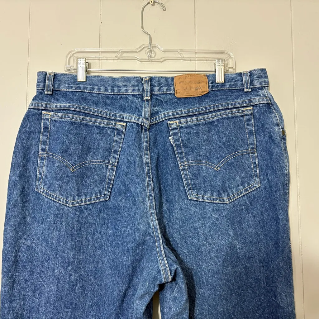 Vintage 1980’s Levi’s 505 Blue Jeans – Women’s Size 24 Plus, Regular Fit - Image 5