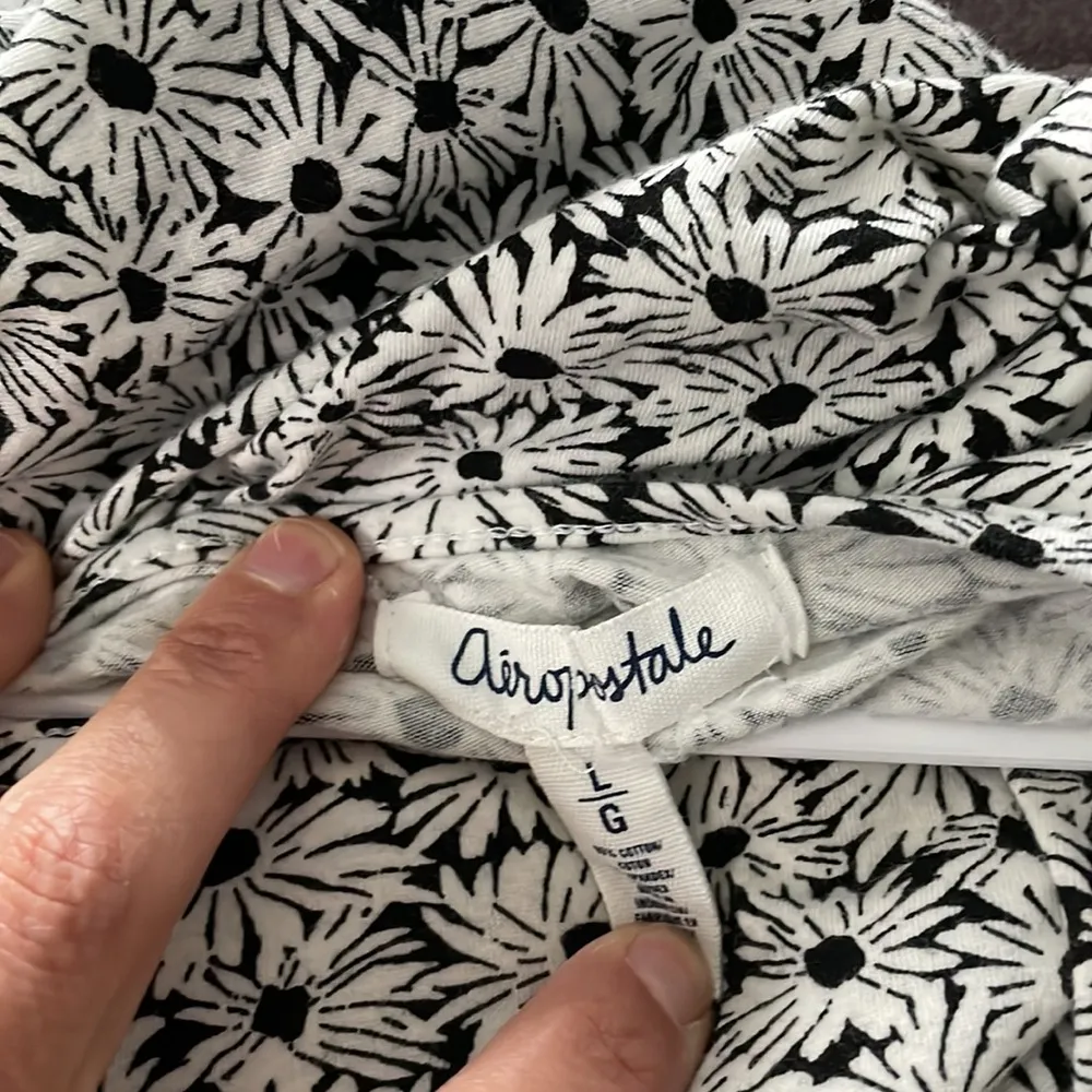 AÉROPOSTALE Black & White Flower Print Short Sleeve Dress Size Large - Image 4