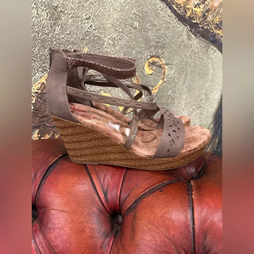 EUC JELLYPOP PLATFORM  HIGHT HELLS SANDALS WITH DECO STRAPS, ANKLE STYLE ZIP UP - Image 6