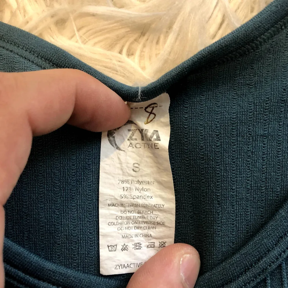 zyia active athletic tank top size small - Image 3