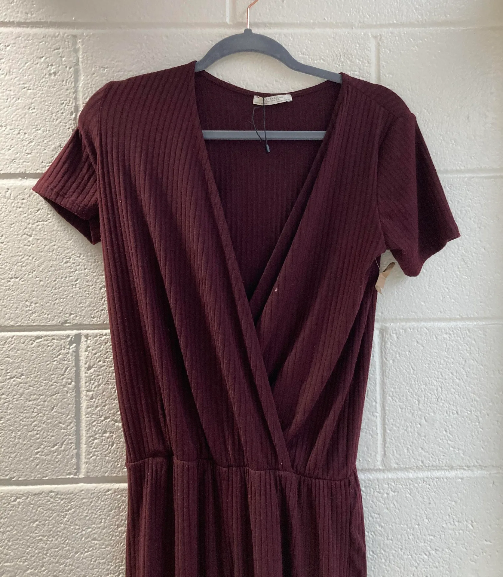 Burgundy Ribbed Short Sleeve Wrap Jumpsuit S - Image 8
