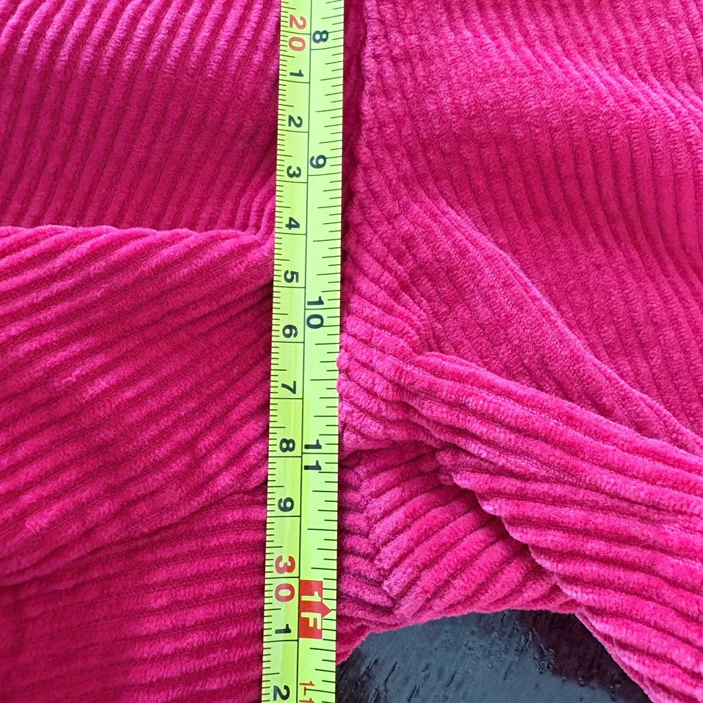 Stylish High Waist Red Corduroy Women's Shorts - Image 6