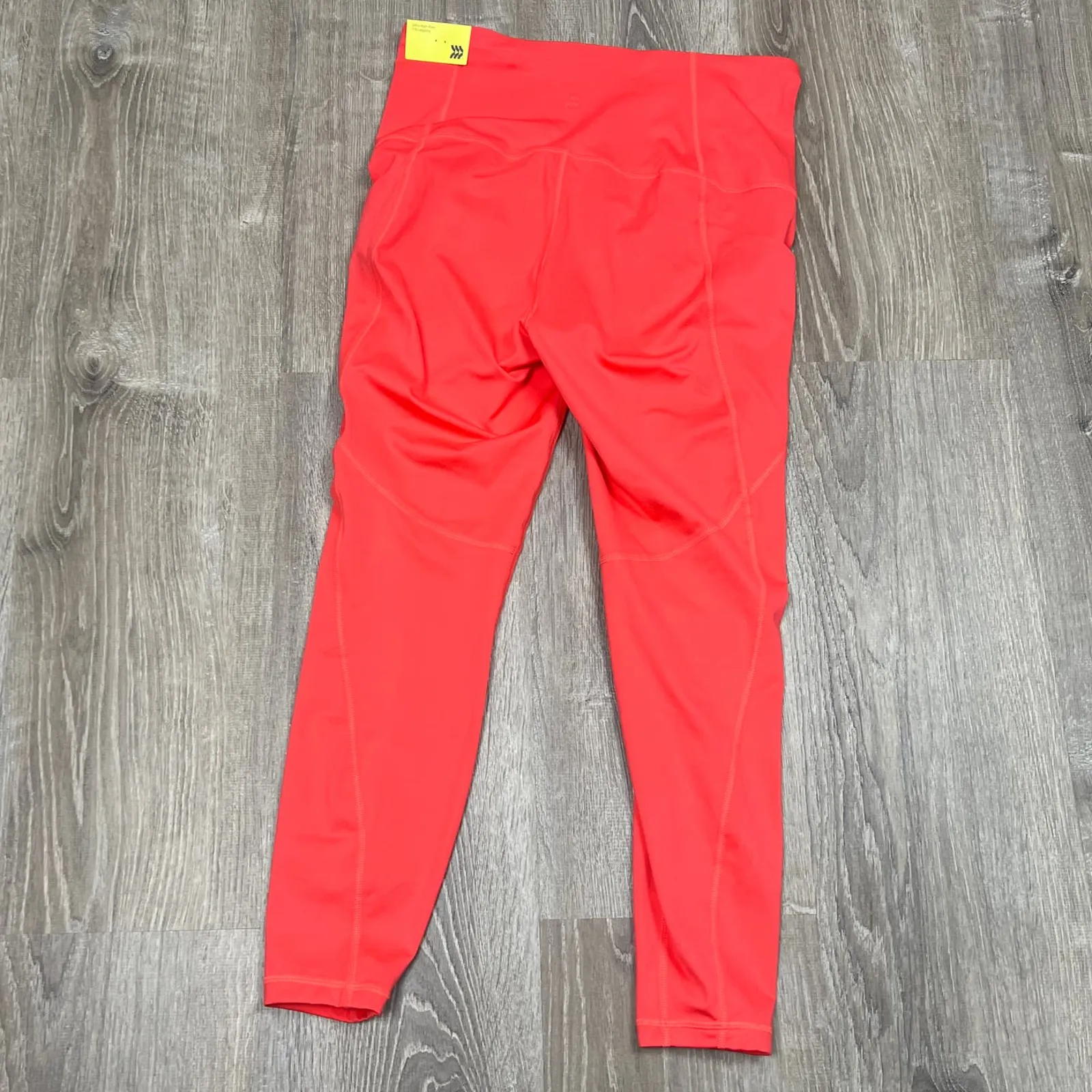 All in Motion Women's Coral Ultra High-Rise 7.8 Leggings - Size Small - NWT - Image 5