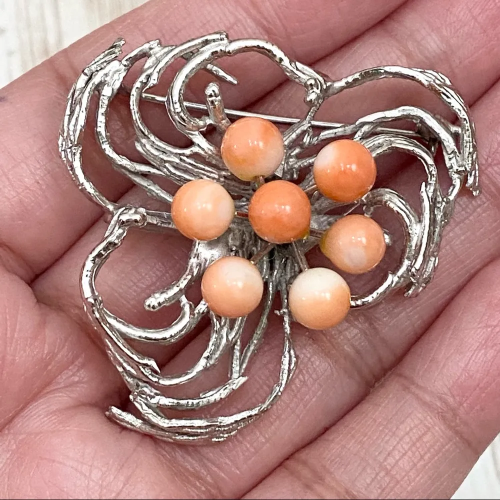Vintage 950 S.V. Signed Silver Platinum? Swirl Orange Beads Center Flower Brooch - Image 4