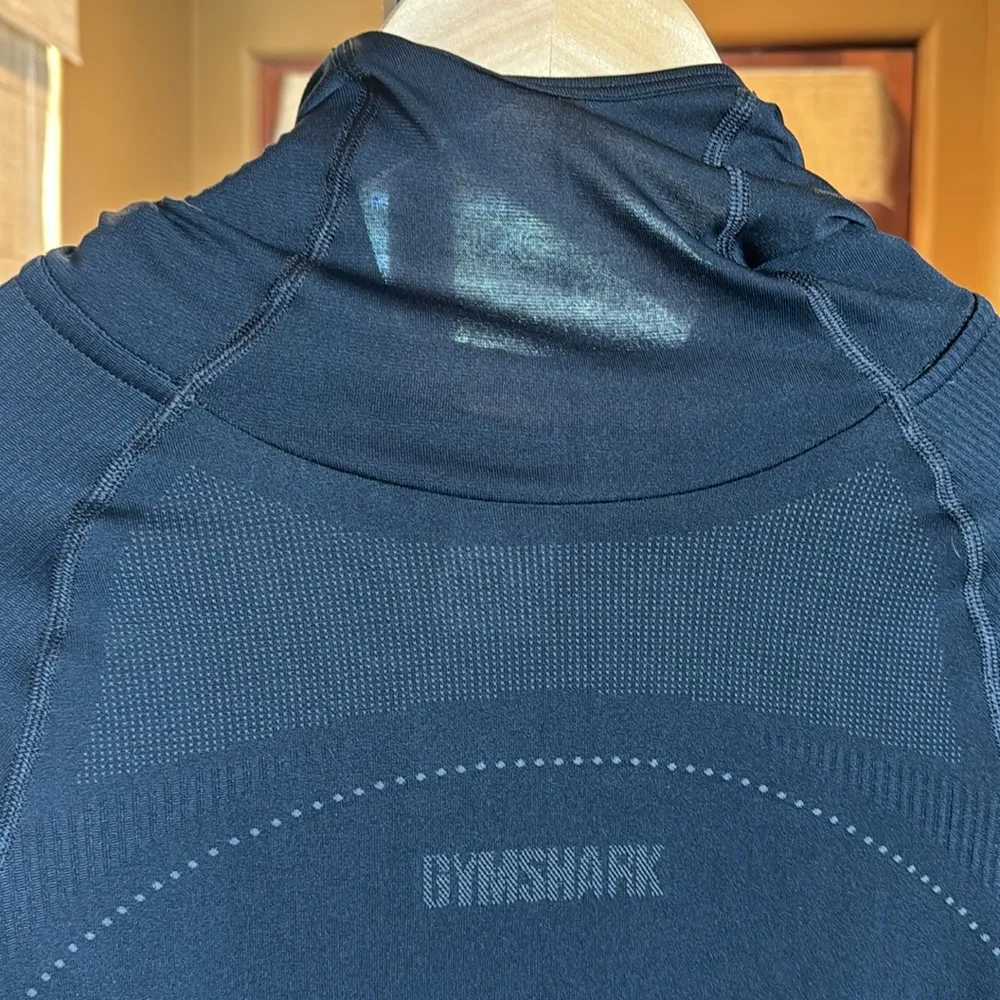 NWOT GYMSHARK Breeze Lightweight Seamless Hoodie Black Activewear Size Small - Image 6