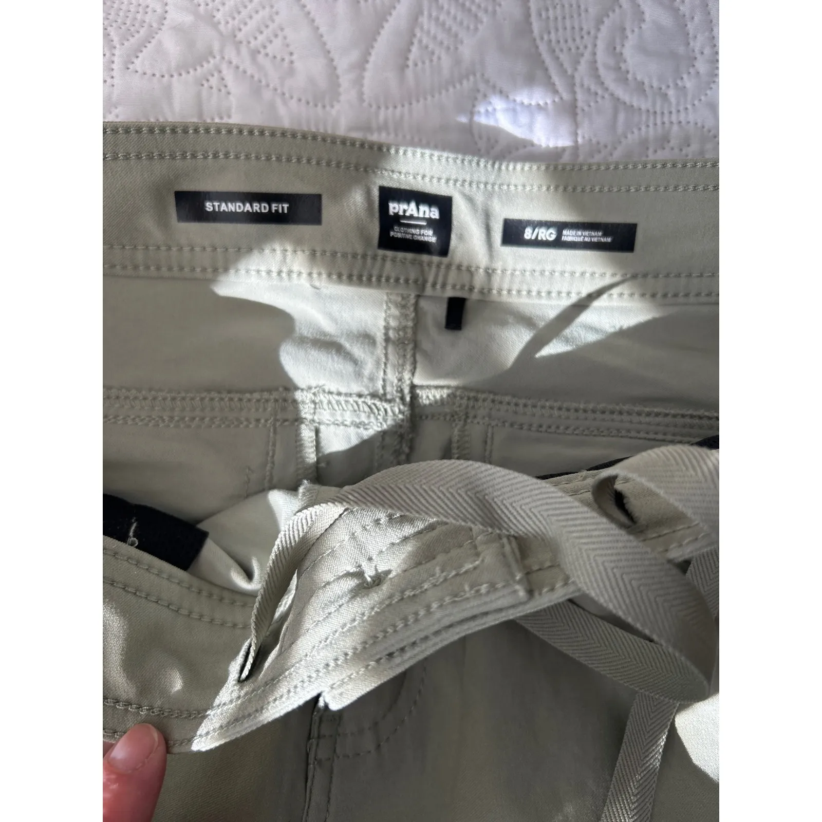 Prana Women's Standard Fit Halle Cargo Pants Size 8 Reg Khaki Jogger Style - Image 4