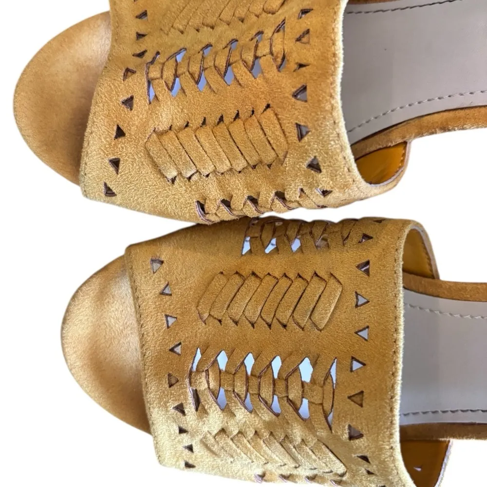 Marc Fisher Batini Sunflower Yellow Faux Suede Lasered Cork Wedge 3.5 Heel 8.5M - Image 3