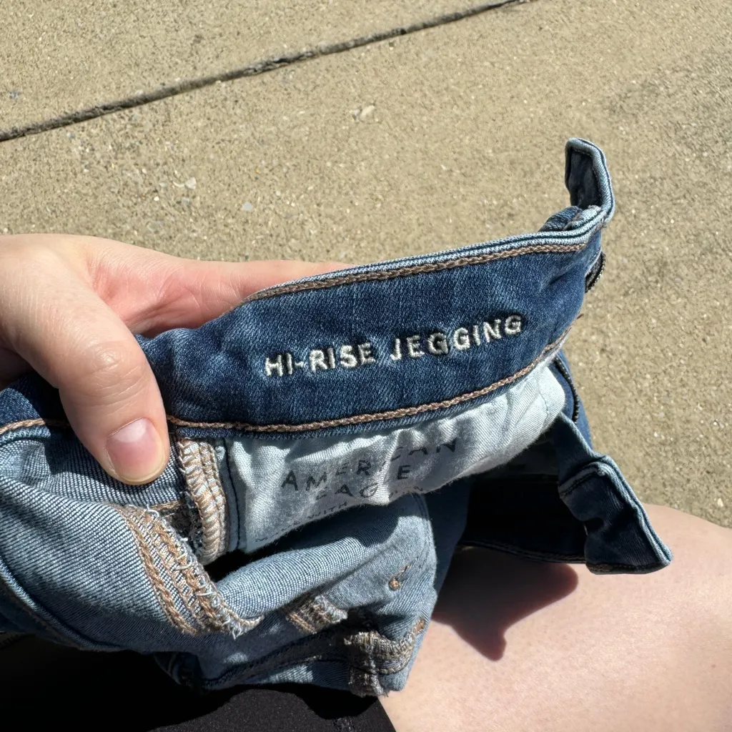 American Eagle Outfitters Blue Jeans - Image 4