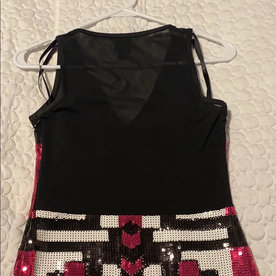 Bebe women size XS black white and pink sequin dress sheer back fabric tribal - Image 5