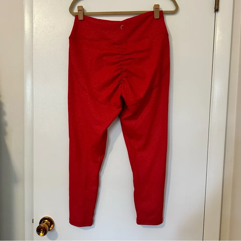 ZYIA Light N Tight Cross Front Red Tonal Animal Print Crop Legging - Image 2