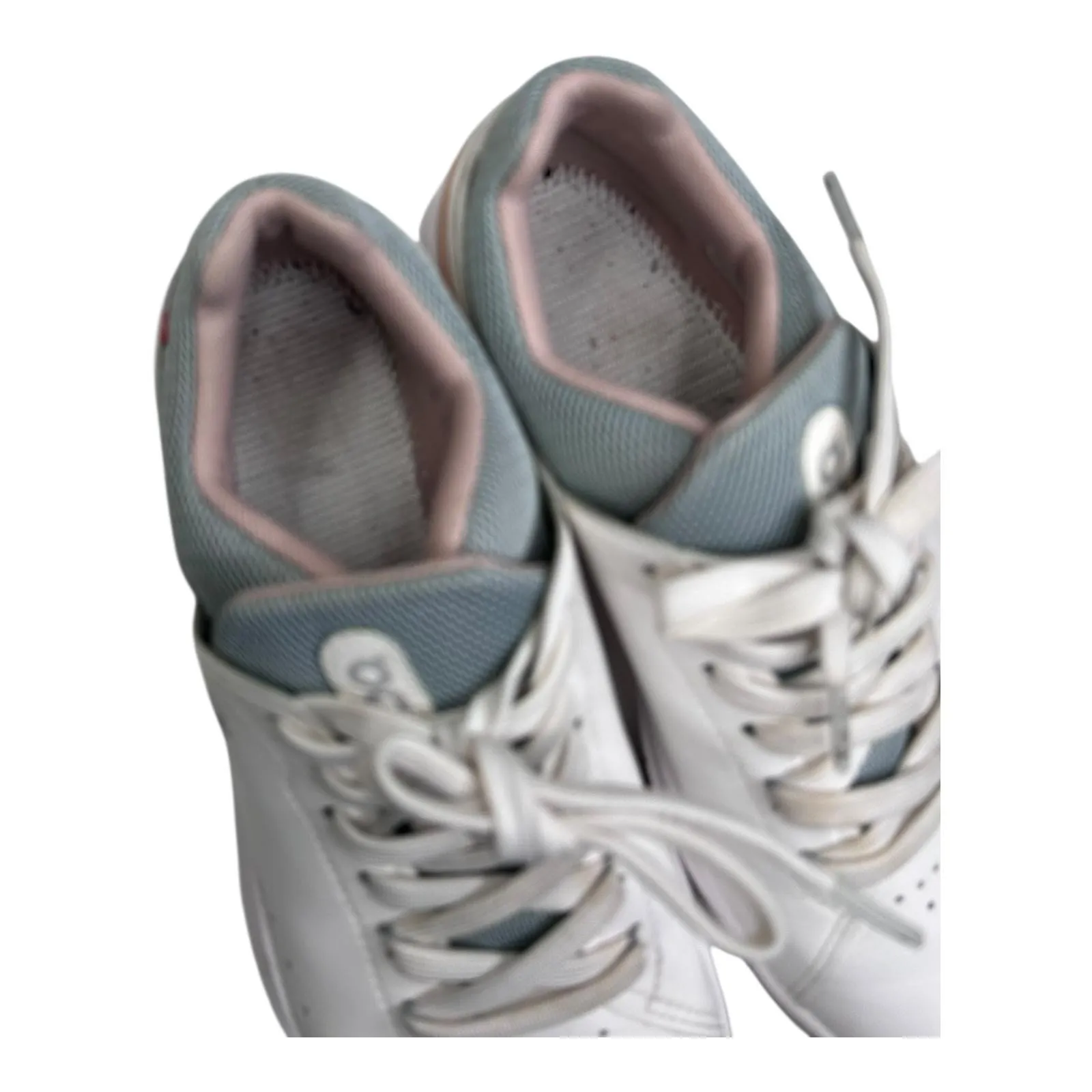 On THE ROGER Shoes Womens Size 7.5 White CloudTec Tennis Sneaker Lifestyle - Image 3