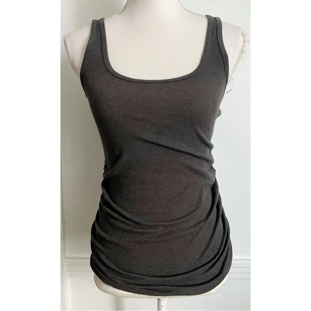 Old Navy • Maternity First-Layer Rib-Knit Side-Shirred Tank Top Heathered Grey - Image 2