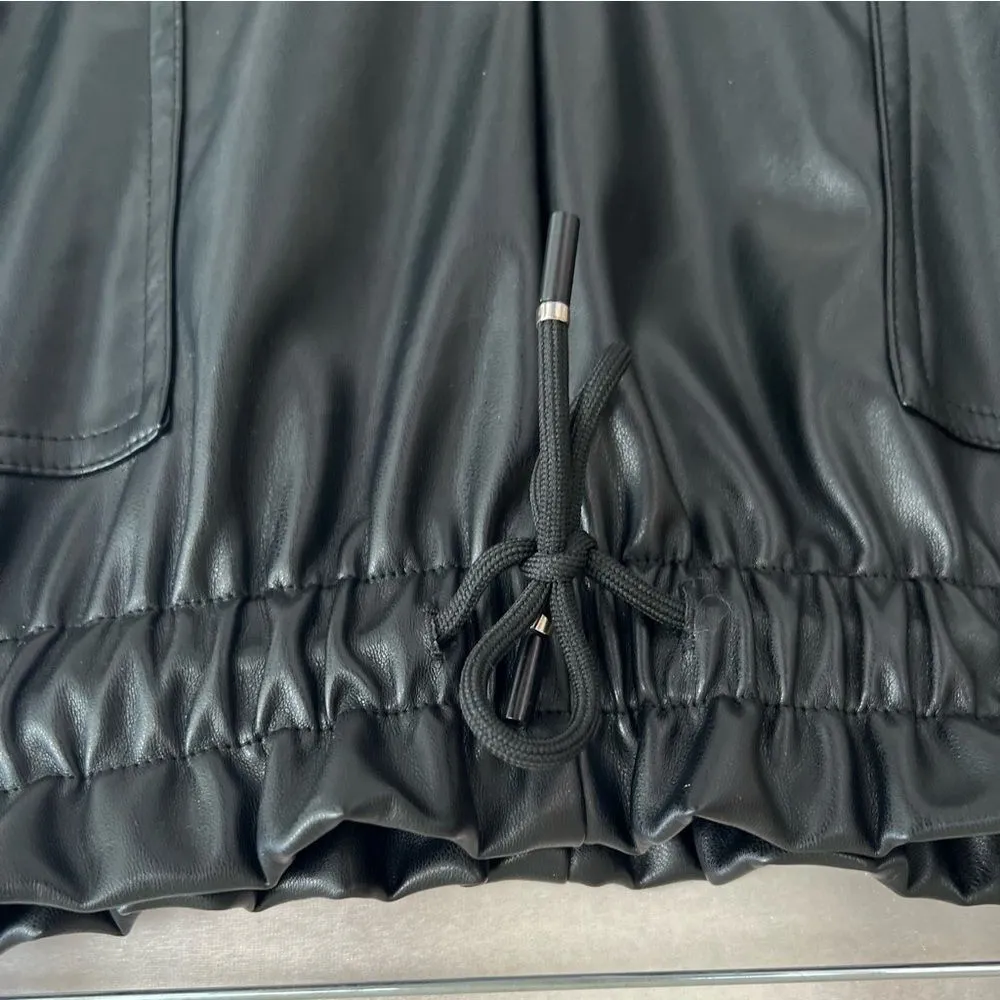 She + Sky Pants Cropped Black Faux Leather Paperbag M - Image 6