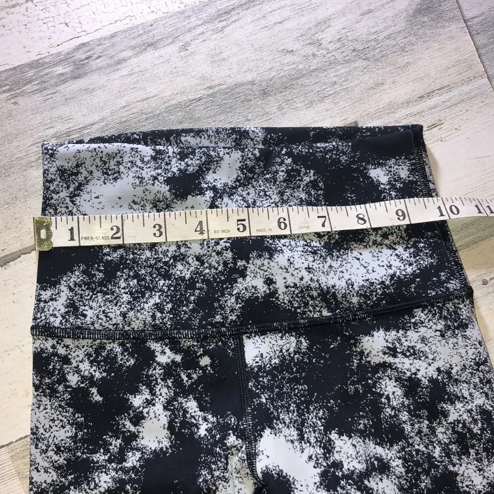 Lululemon Wunder Under Full-On Luxtreme
Aerify Jacquard Black Alpine White 2​​ - Image 14