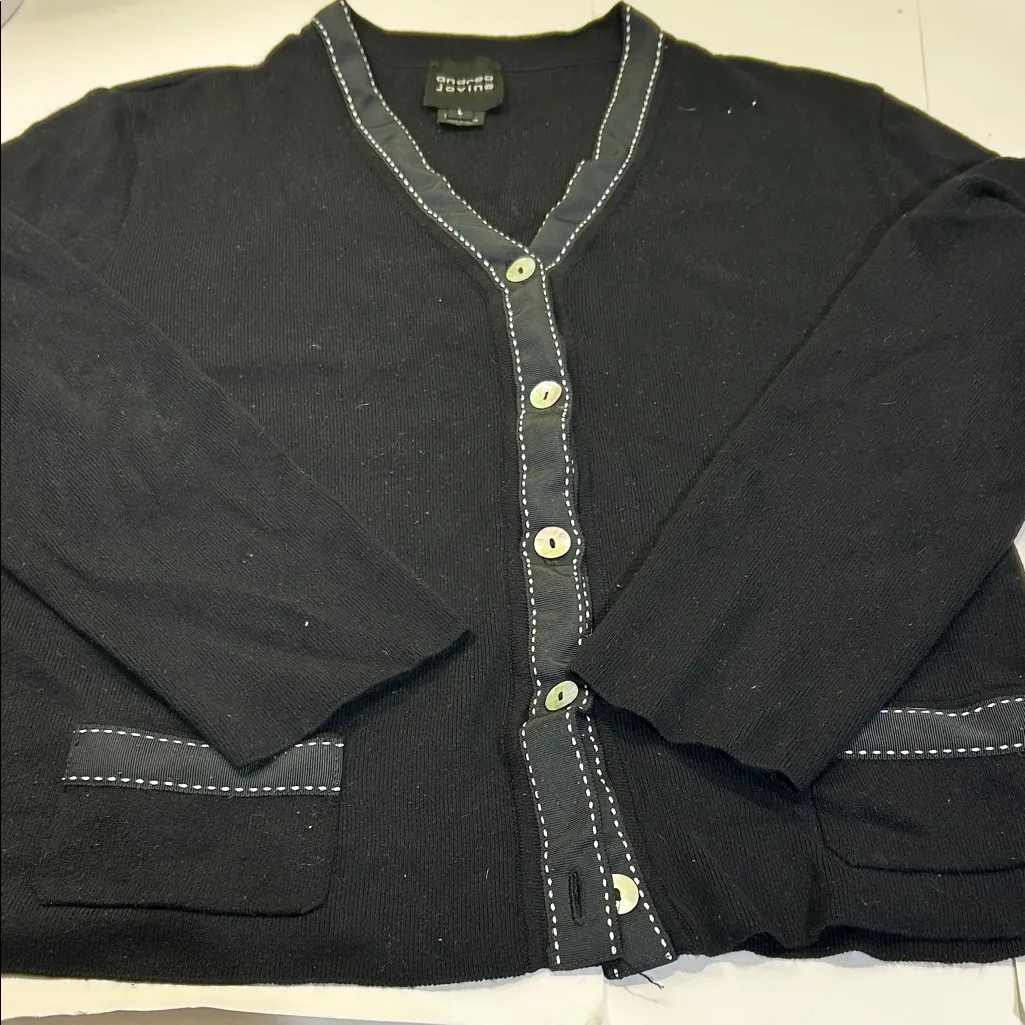 Andrea Jovine Black  Cardigan with Button Details made in Italy - Image 9