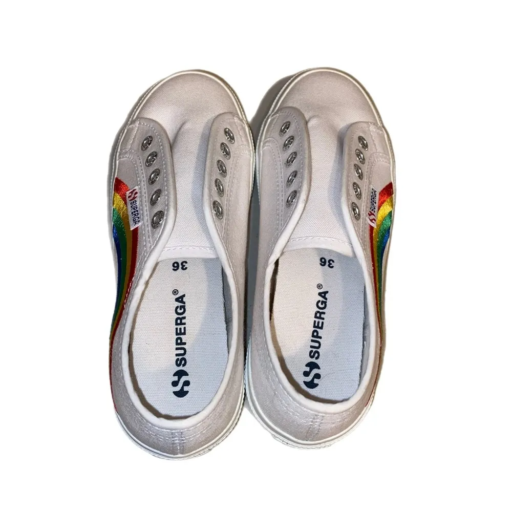 Rainbow embroidered shoes - Image 5