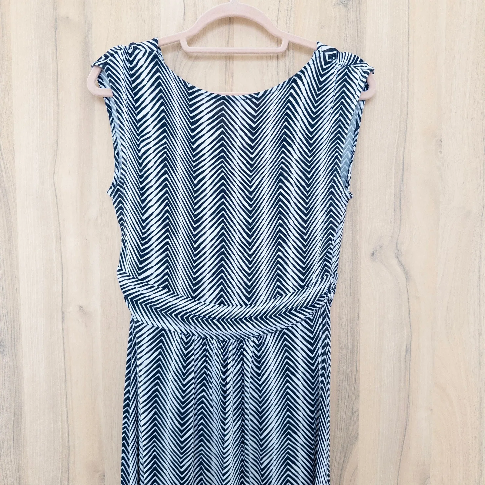 Talbots Womens Maxi Dress Size MP Navy White Chevron Resort Nautical Casual Chic - Image 8