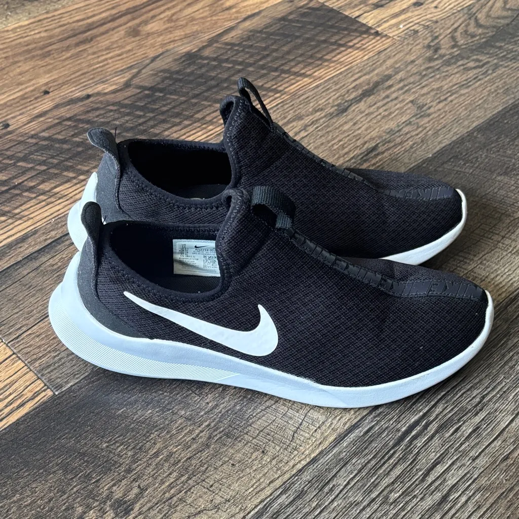 Nike Viale  Black and White Slip-On Sneakers Womens Size 11 - Image 3
