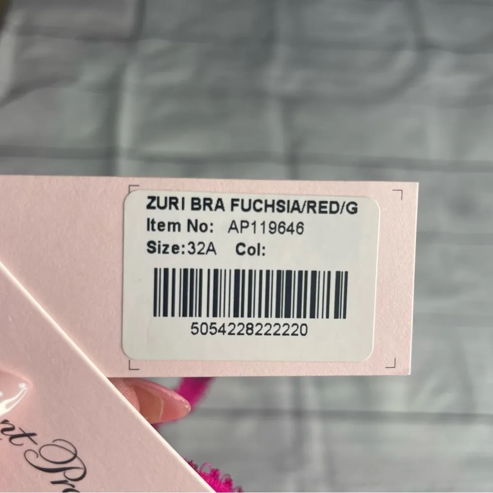 Agent Provocateur Zuri Plunge Underwire Bra Pink Size undefined - Image 6