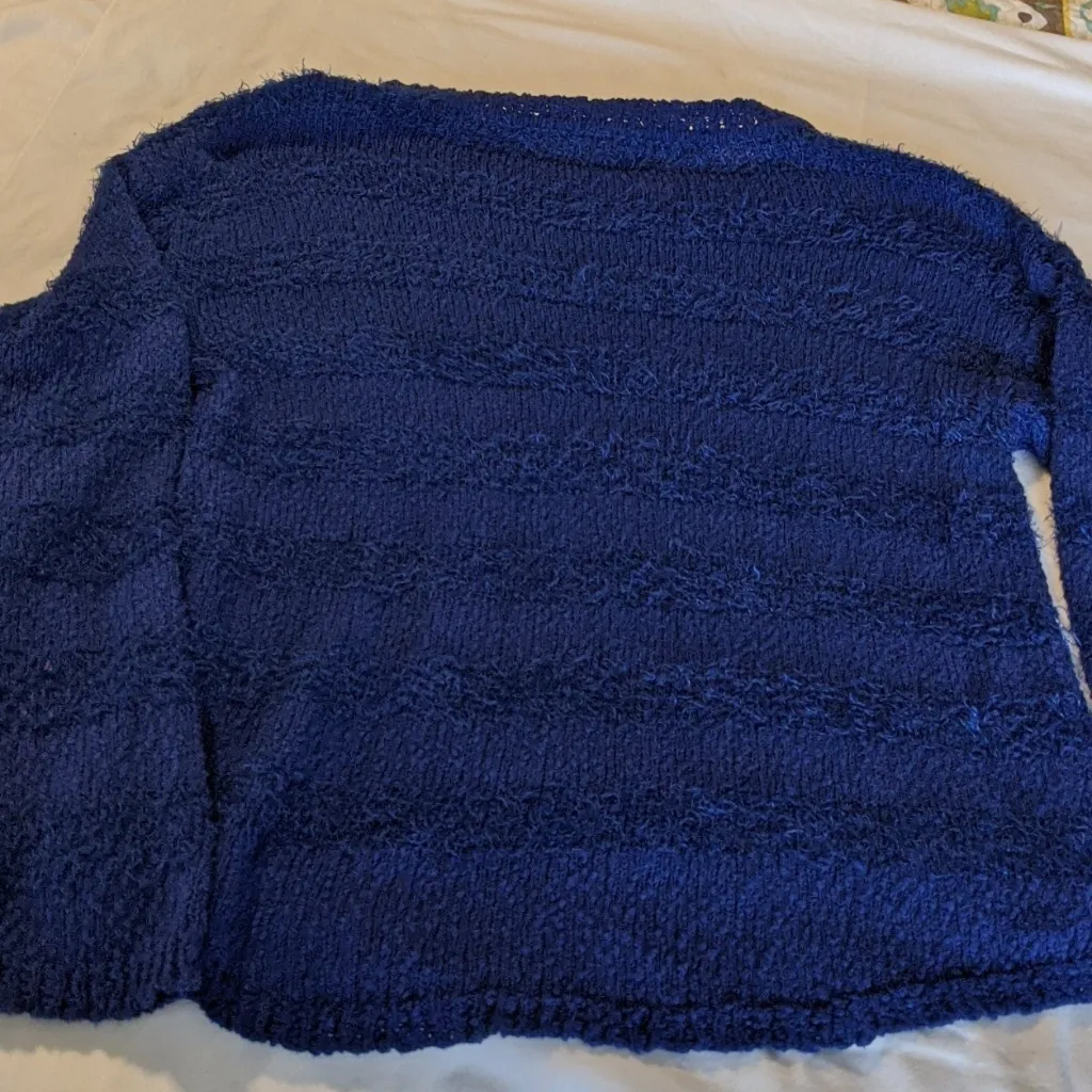 Ladies Sweater - Image 4