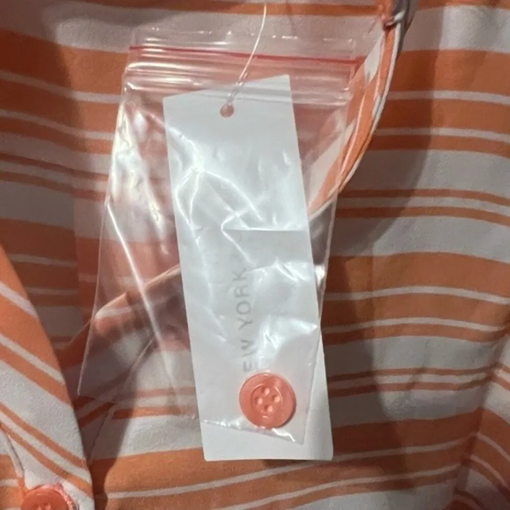 New York & Company orange and white striped cold shoulder top size small NWT - Image 5