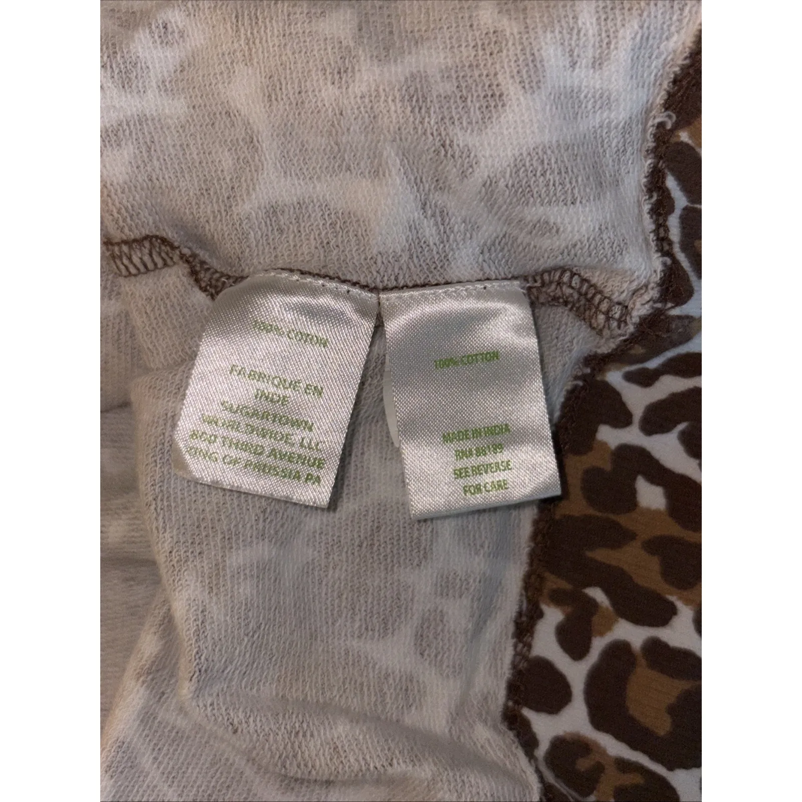 Lilly Pulitzer Jansen V- Neck Sweatshirt Chocolate My Favorite Spot Print! 💕 - Image 7