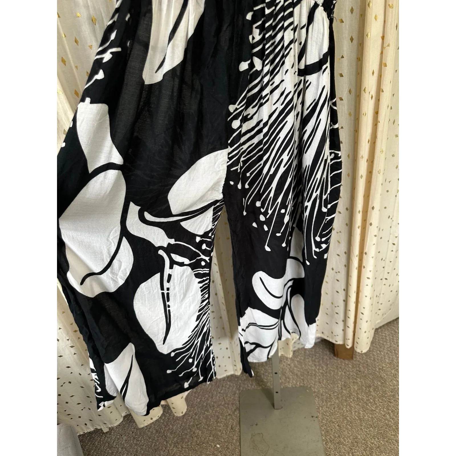 Lotus & Lime Gingko Smocked Elastic Waist Side Pockets Wide Leg Palazzo Pants OS Size undefined - Image 6