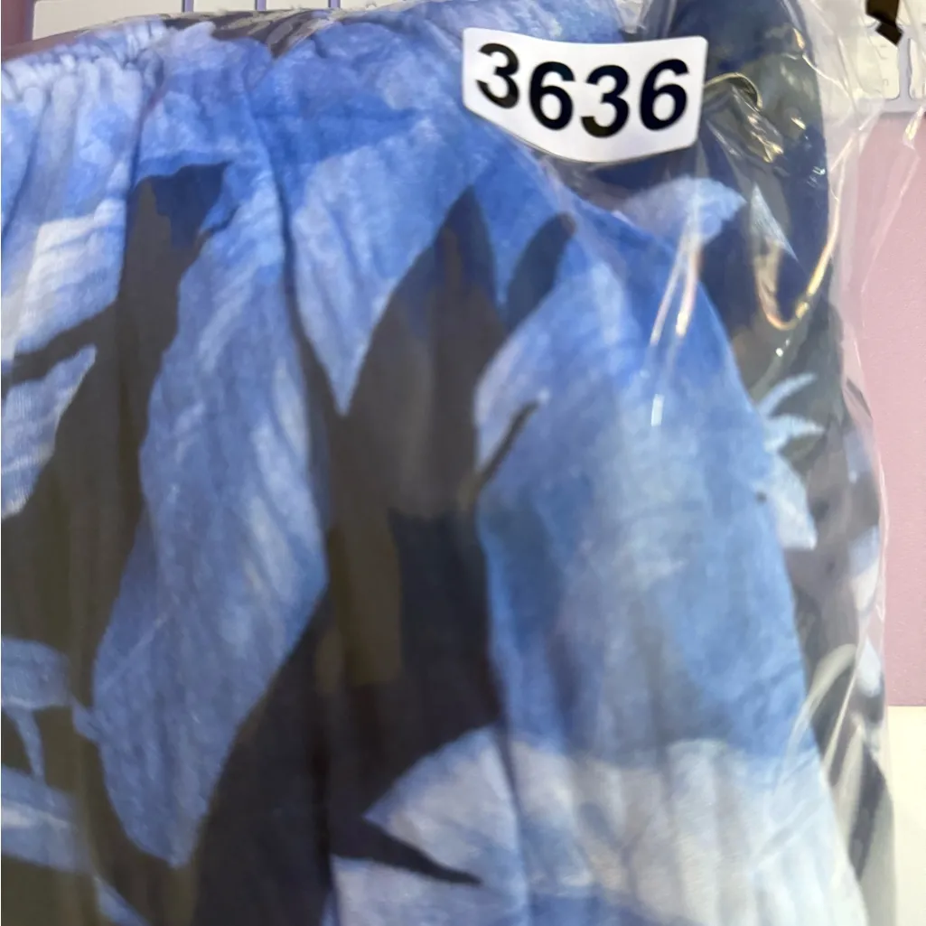 Tommy Bahama Island Gauze Daybreak Hibiscus Dress in Island Navy - Image 7