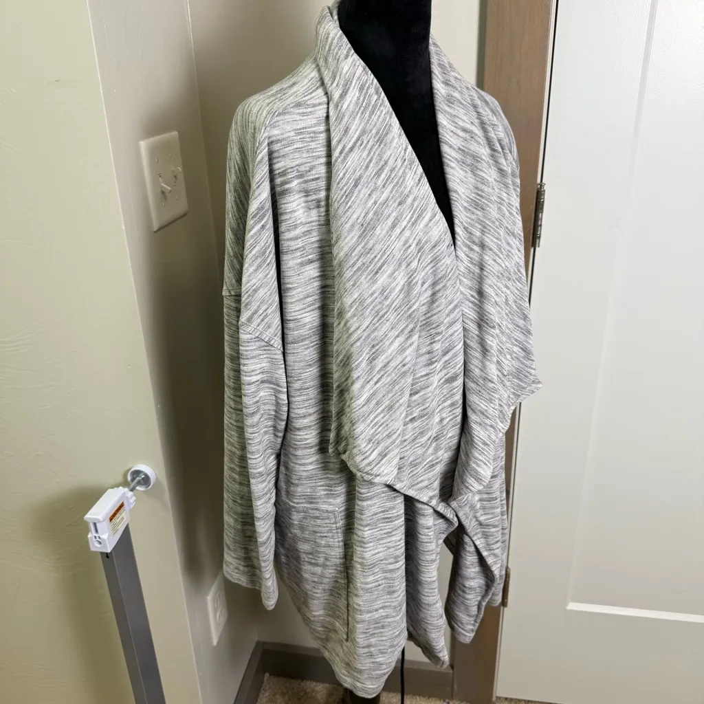 CJ Banks Oversized Grey Waterfall Wrap Flowy Space Dye Grey Cardigan Sweater 2X - Image 4