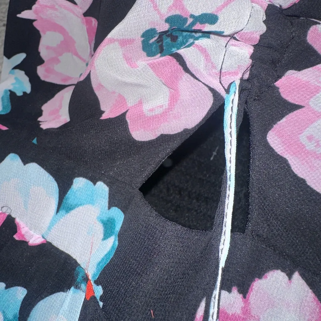 Candie’s Floral Maxi Dress; rouched back; size XS - Image 8