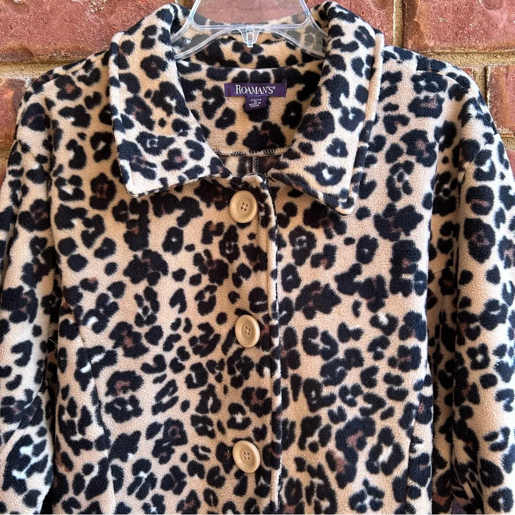 Roaman's Black and Tan Leopard Teddy Jacket Size 1X - Image 3