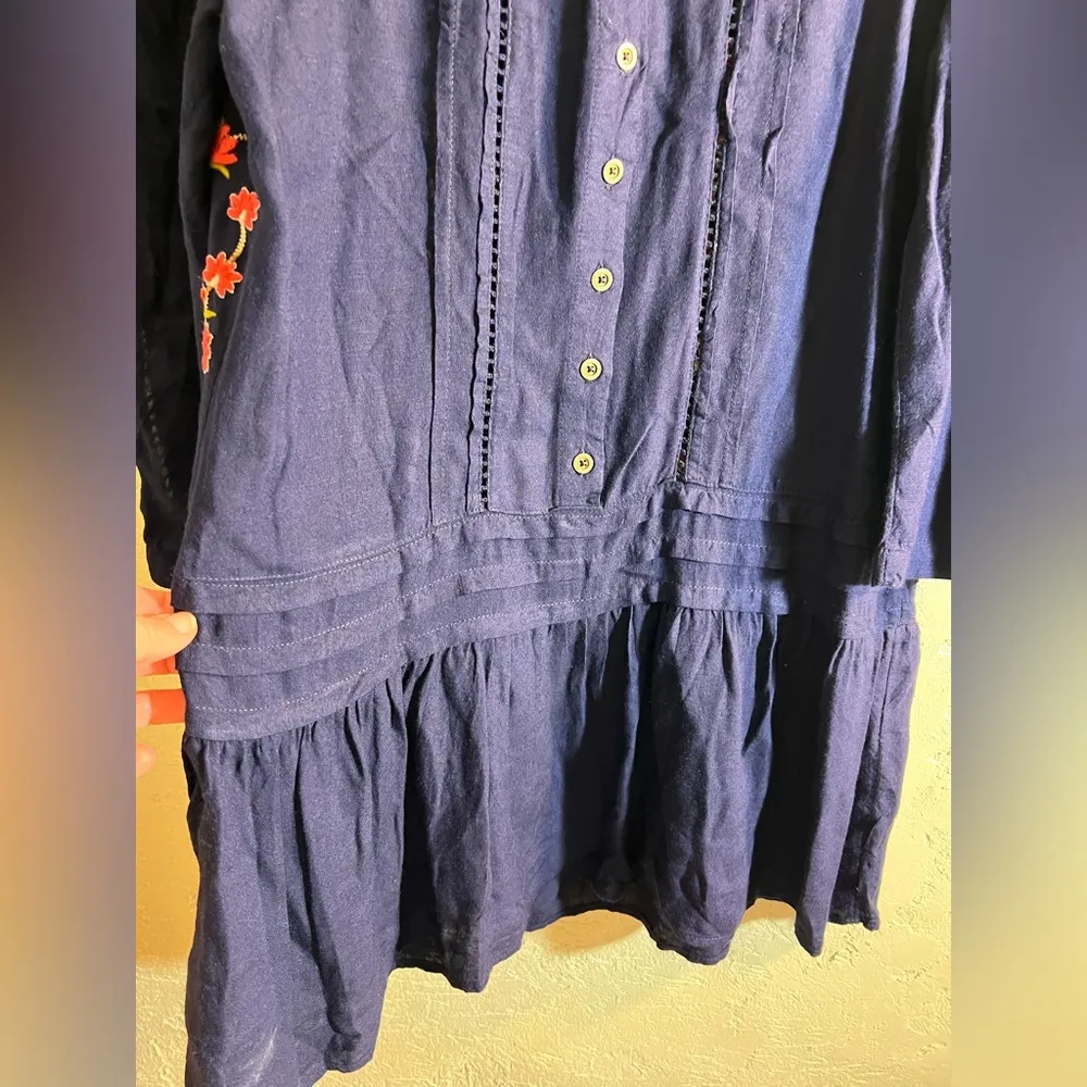 Navy Blue Embroidered Top 3/4 sleeve colorful lightweight summer sz 6 flowy - Image 12