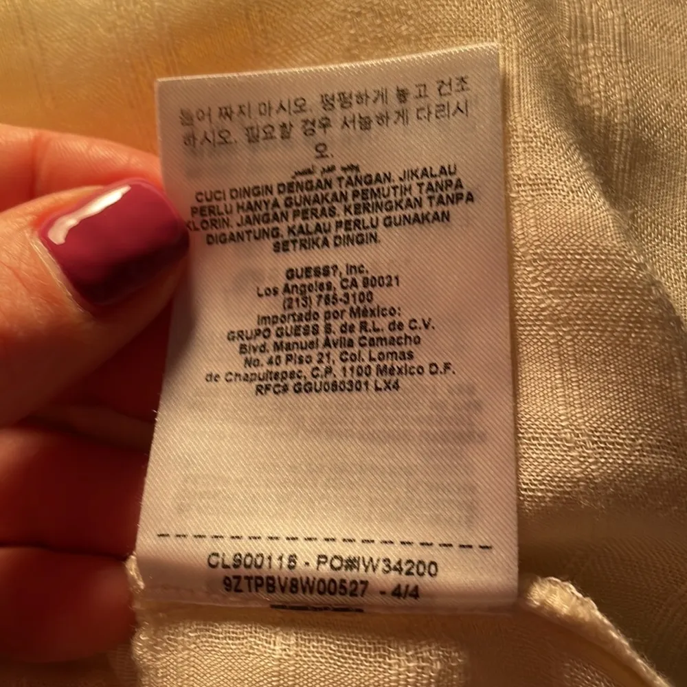 Cream 3 Front Button Pullover Short Sleeve Sheer Blouse Longer in Back S - Image 9