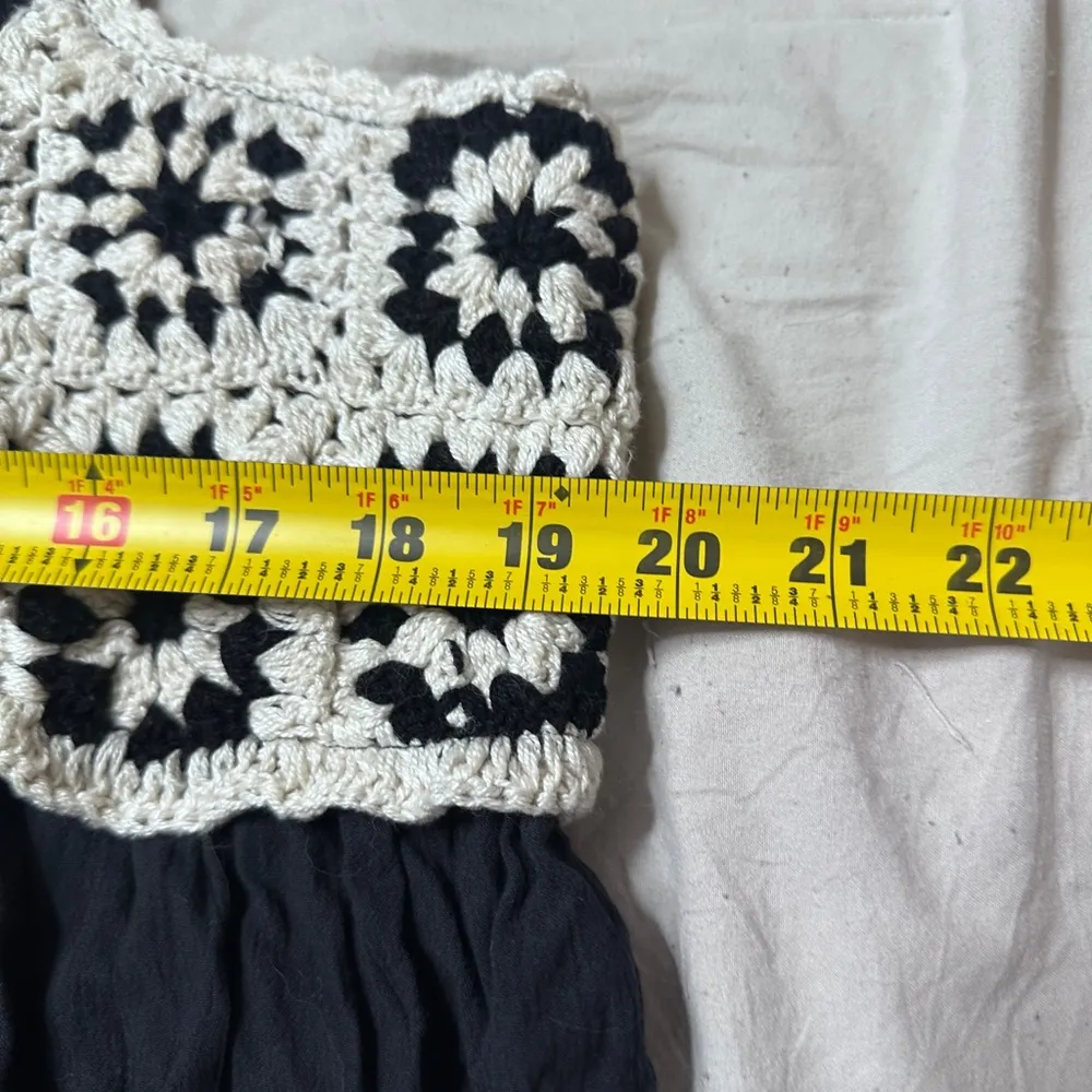 Lucky Brand Babydoll Black and Cream Crop Crochet Top; size XL - Image 10