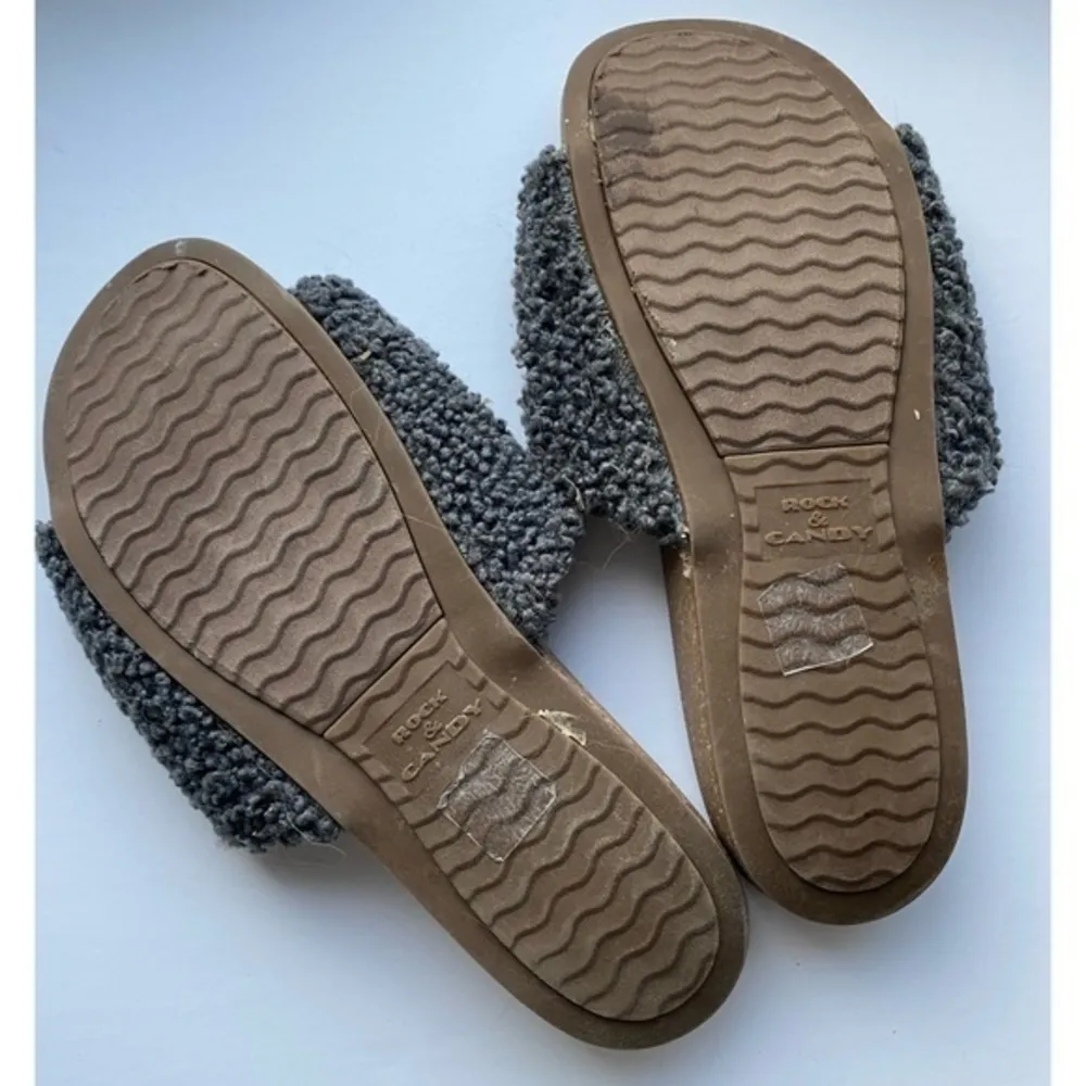 Rock and Candy • Embroidered Floral Sandals Gray Size 11 - Image 3